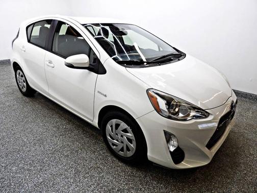2016 Toyota Prius c Four