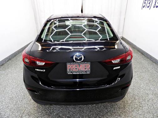 2015 Mazda Mazda3 i Sport