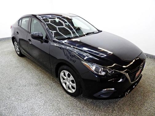 2015 Mazda Mazda3 i Sport