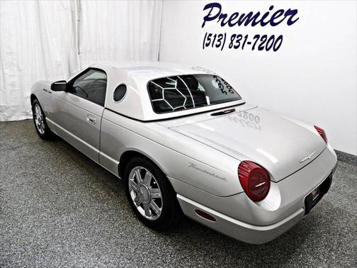 2004 Ford Thunderbird Deluxe