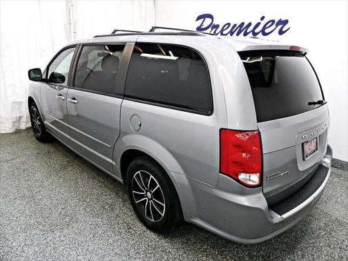 2016 Dodge Grand Caravan R/T