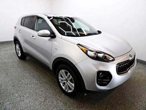 Sparkling Silver 2017 Kia Sportage LX