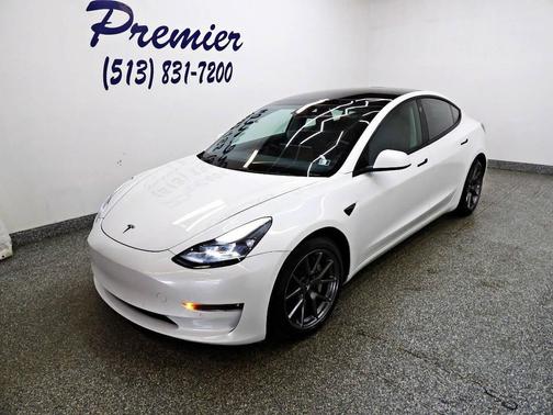 Pearl White Multi-Coat 2021 Tesla Model 3 Long Range