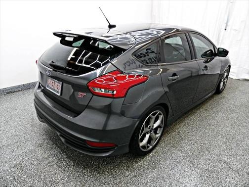 2017 Ford Focus ST