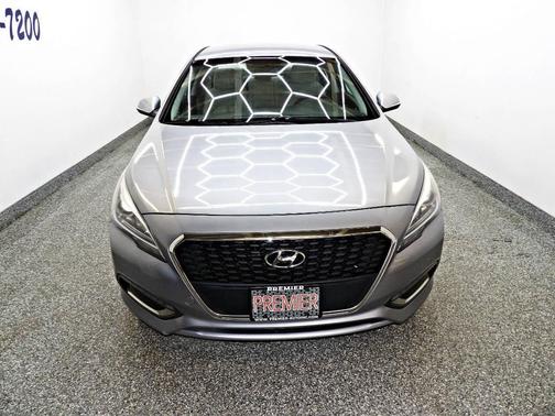 2016 Hyundai SONATA Hybrid SE