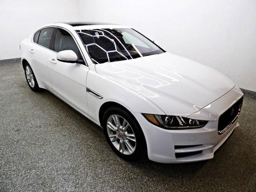 2019 Jaguar XE 20d Premium AWD 4dr Sedan