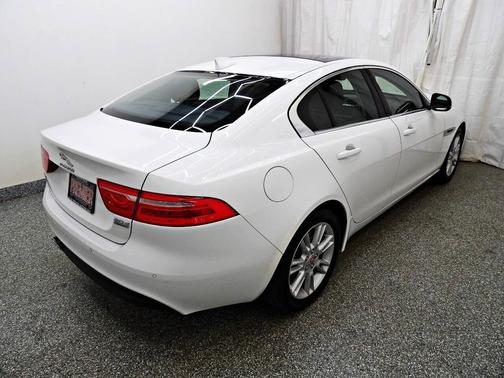 2019 Jaguar XE 20d Premium AWD 4dr Sedan