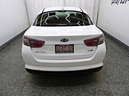 White 2015 Kia Optima Hybrid Base