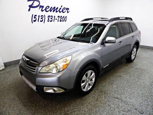 Silver 2011 Subaru Outback 3.6 R Limited
