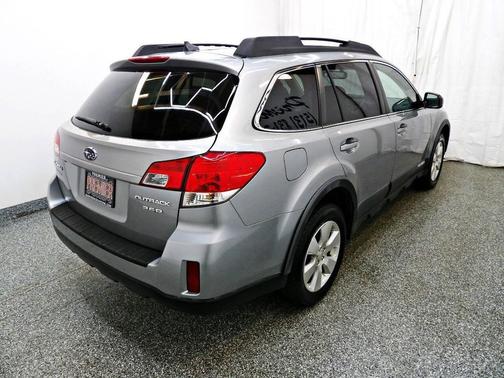 Silver 2011 Subaru Outback 3.6 R Limited