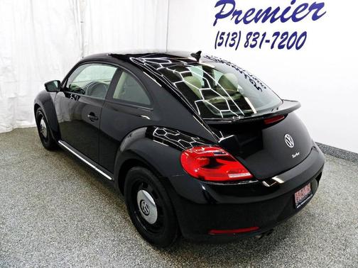 2016 Volkswagen Beetle 1.8T SE