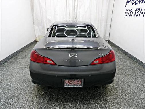 2011 INFINITI G37 Base