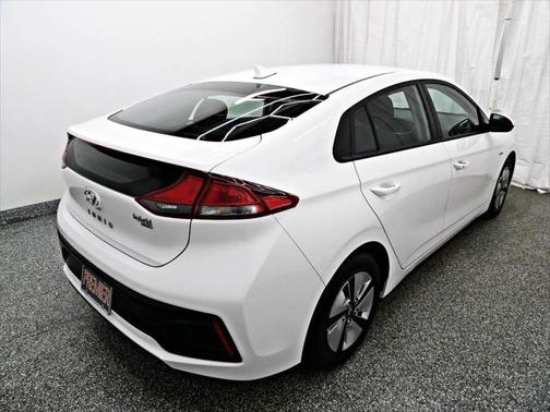 2018 Hyundai IONIQ Hybrid Blue
