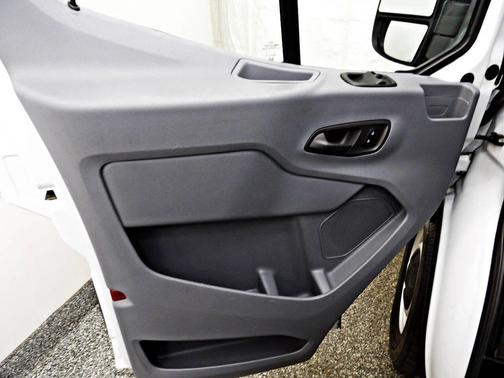 2016 Ford Transit-350 XL