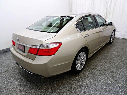 Tan 2013 Honda Accord EX