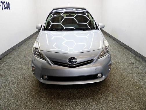 2013 Toyota Prius v Five