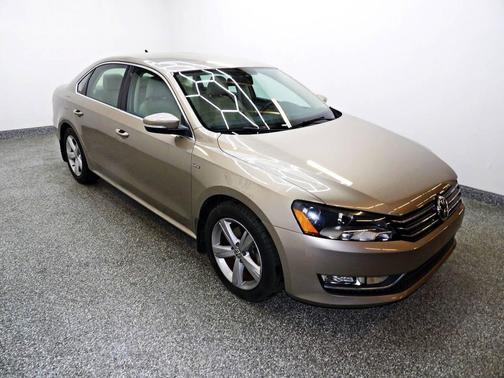 2015 Volkswagen Passat 1.8T Limited Edition