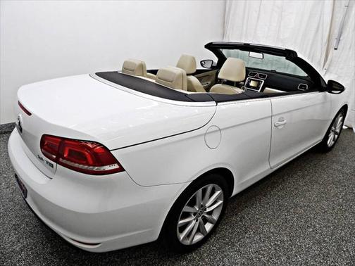 2015 Volkswagen Eos Komfort Edition