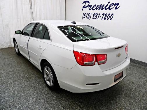 White 2013 Chevrolet Malibu 1LS
