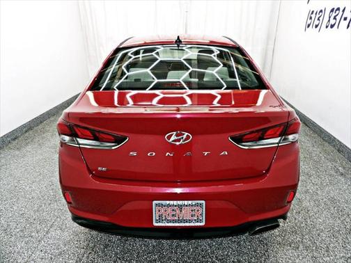 2018 Hyundai SONATA SE