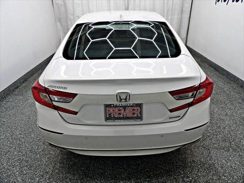 2018 Honda Accord Touring 4dr Sedan (1.5T I4)