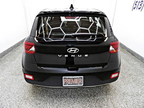 2021 Hyundai VENUE SE 4dr Crossover