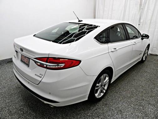 2018 Ford Fusion Hybrid SE
