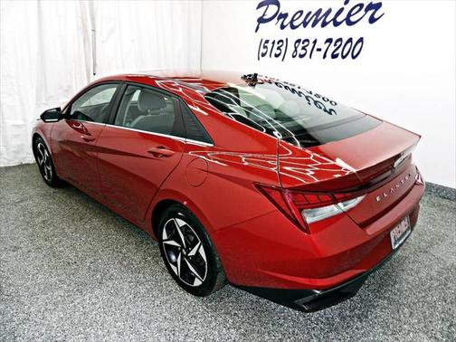 2021 Hyundai ELANTRA Limited