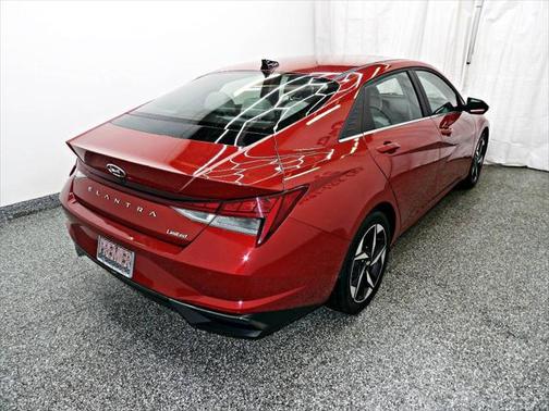 2021 Hyundai ELANTRA Limited