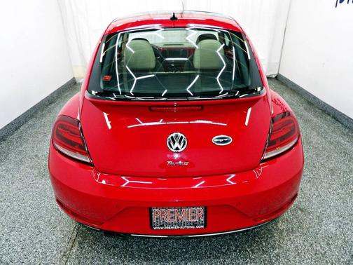 Red 2018 Volkswagen Beetle 2.0T SE