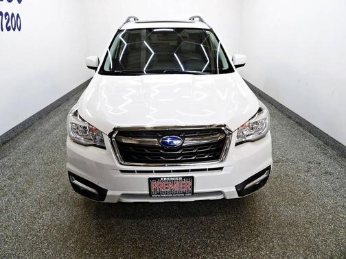 White 2018 Subaru Forester 2.5i Limited
