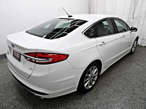 2017 Ford Fusion Energi SE Luxury