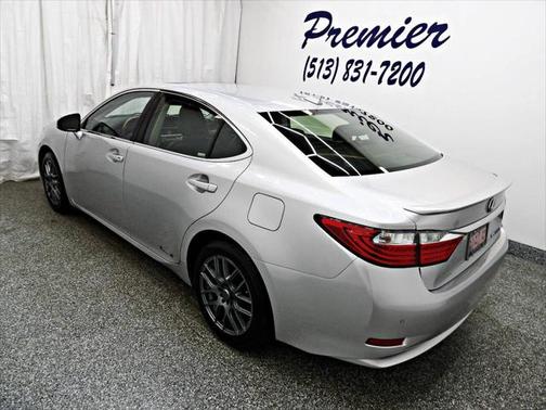 2014 Lexus ES 300h Base