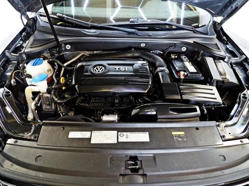 Gray 2017 Volkswagen Passat 1.8T R-Line w/Comfort