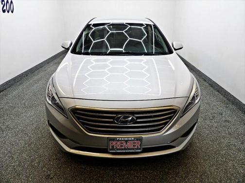 2017 Hyundai SONATA SE