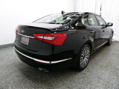 2014 Kia Cadenza Premium 4dr Sedan