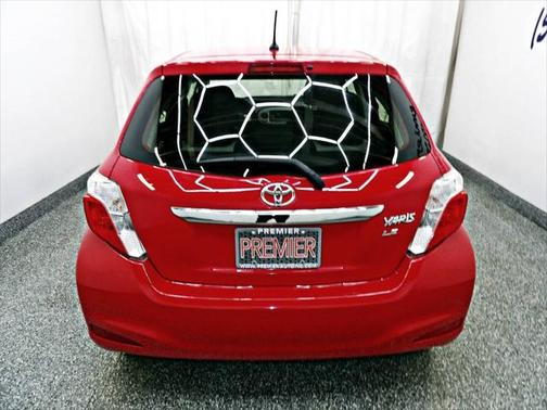 2012 Toyota Yaris LE