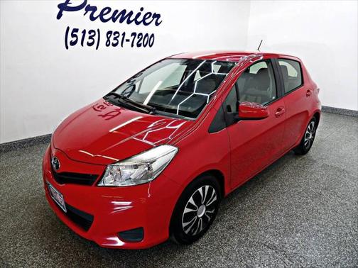 2012 Toyota Yaris LE