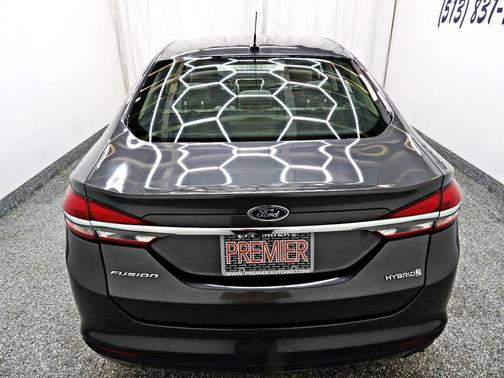 2018 Ford Fusion Hybrid SE