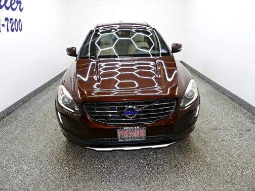 2015 Volvo XC60 T6 Platinum