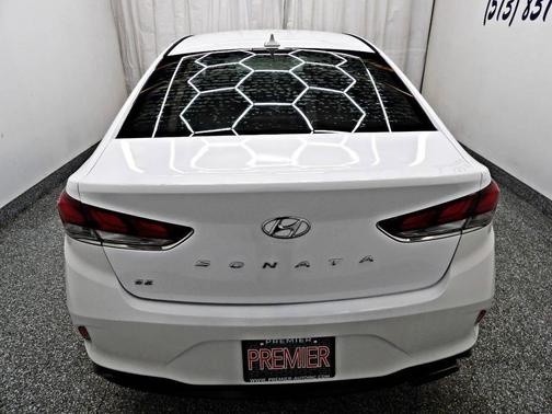 2018 Hyundai SONATA SE