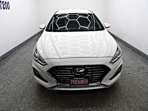 2018 Hyundai SONATA SE