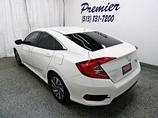 White 2017 Honda Civic EX