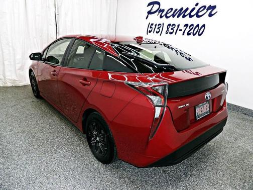 2016 Toyota Prius Three
