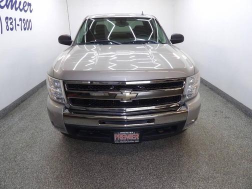 Silver 2009 Chevrolet Silverado 1500 LT Extended Cab