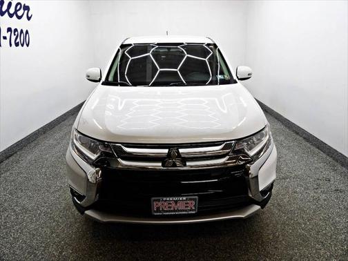 2016 Mitsubishi Outlander SE