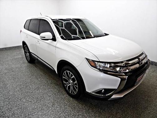 2016 Mitsubishi Outlander SE