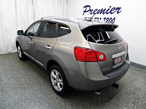 2011 Nissan Rogue SV