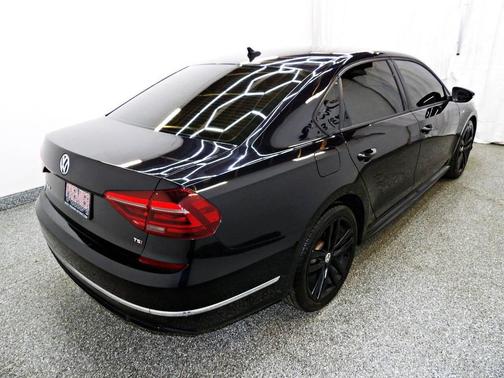 2018 Volkswagen Passat 2.0T SE