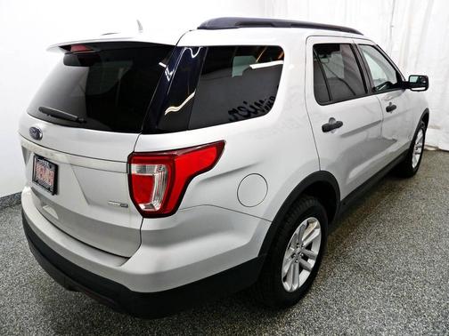 Silver 2016 Ford Explorer Base